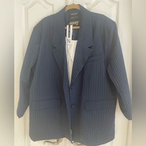 Plus size 22/24 navy/white pinstripe blazer. Very tasteful look